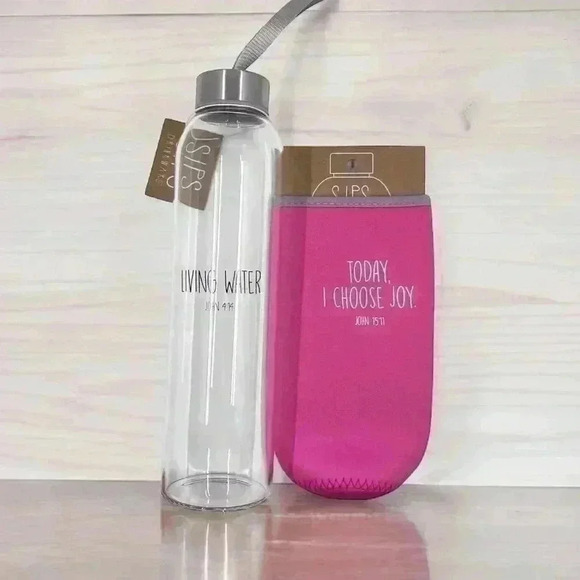 Pink Water Bottle COVER ONLY “Living Water” John 4:14 Fits 21 Oz Bottle Barbie - Picture 1 of 10